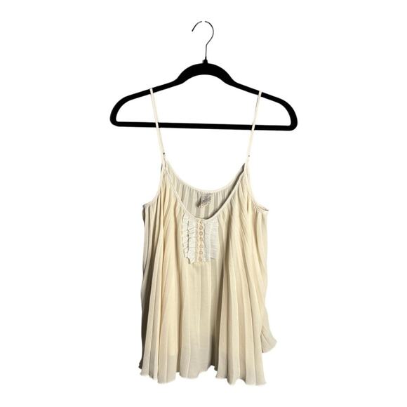 Free People Cream Pleated Camisole Spaghetti Straps Size Medium - Picture 1 of 7